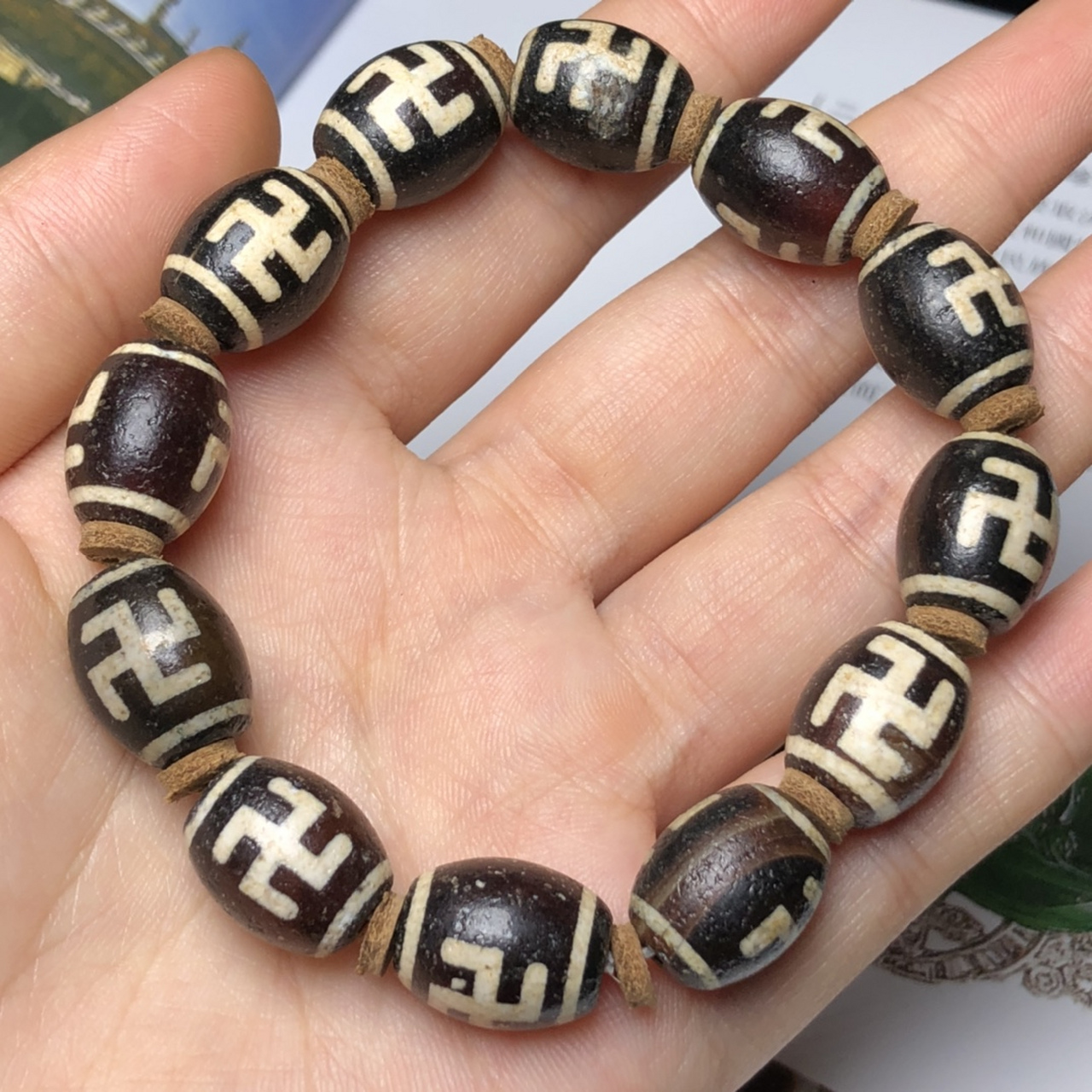 藏区回流老料万字天珠手链 尺寸:15*12毫米*12颗 一颗可以改变运势的