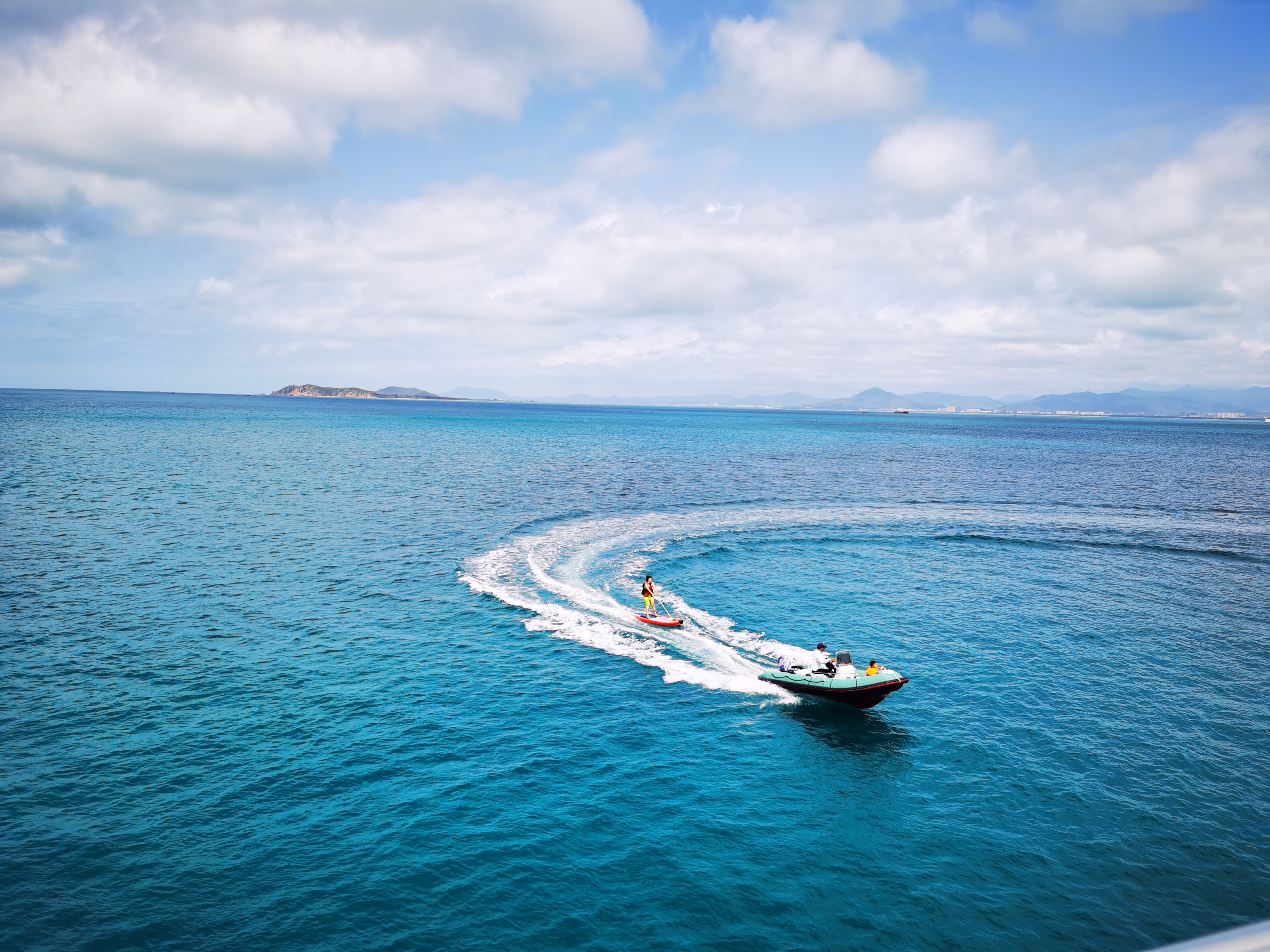 憋屈的三亚湾海上游