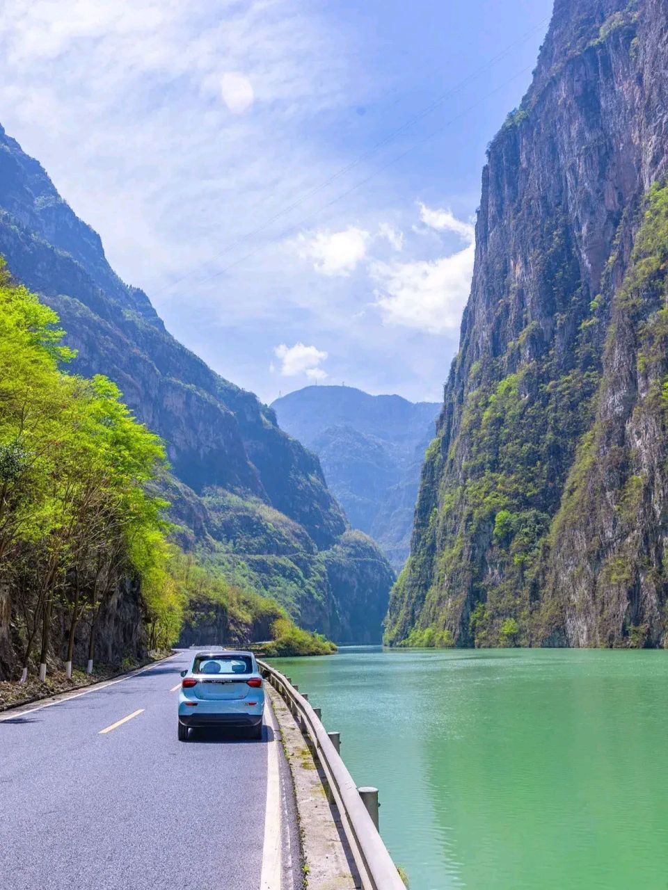 四川唯一的水上公路|神秘峡谷75外国人禁入|||99%的人都不知道的