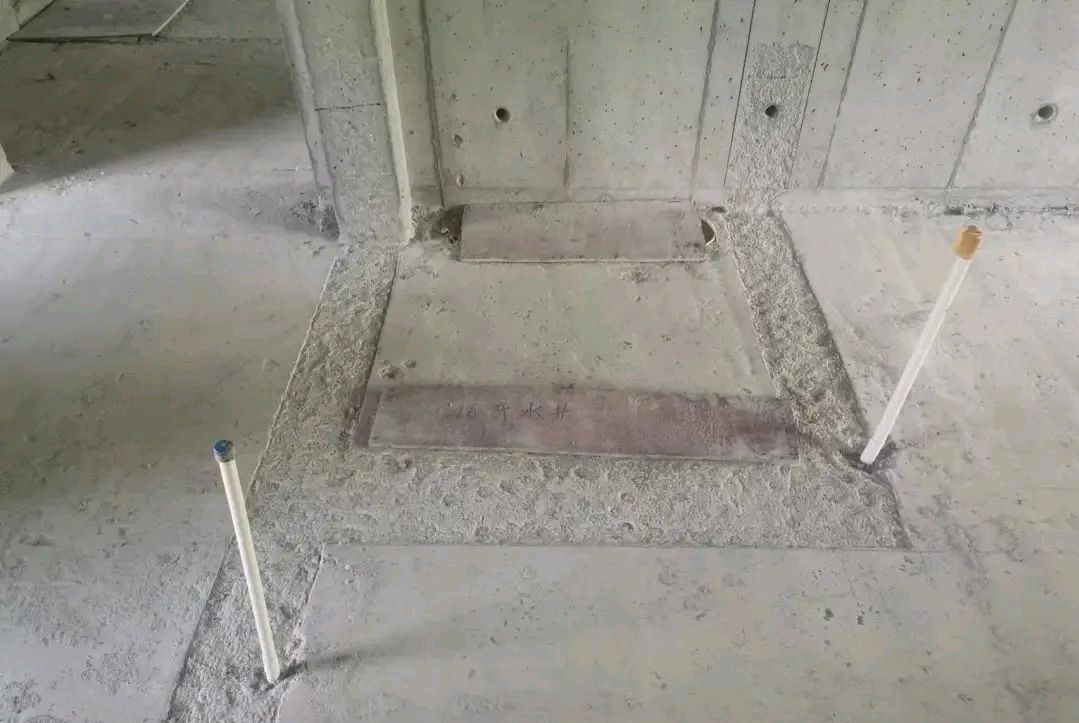 混凝土新旧结合面之间为什么要凿毛?凿毛有什么要求?