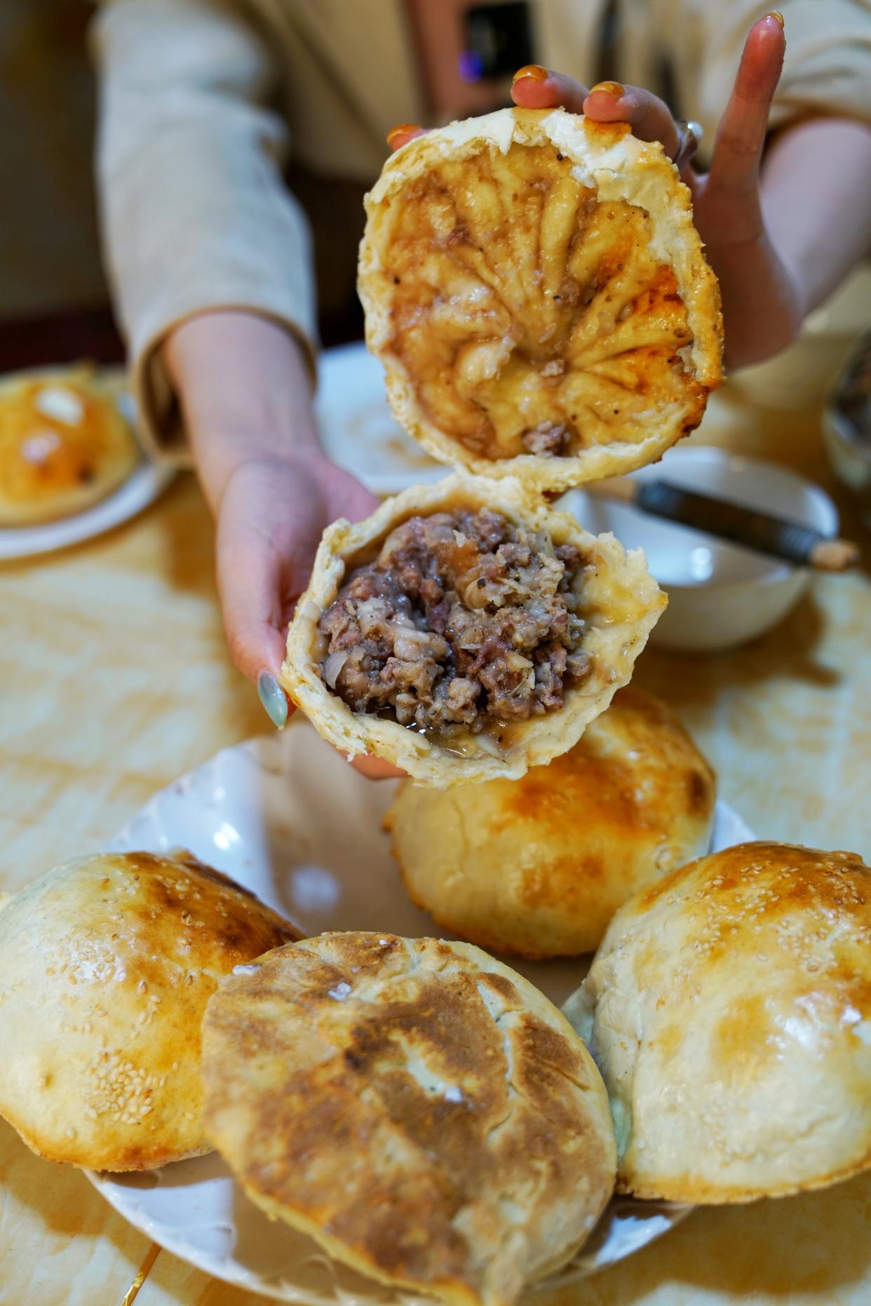 在和田,凌晨偶遇烤包子