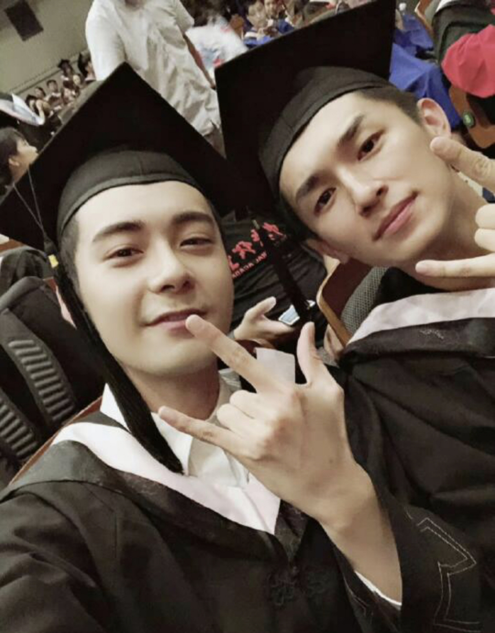陈星旭# ,#杨旭文# 这缘分  大学是同学,毕业有一起演了#射雕英雄 