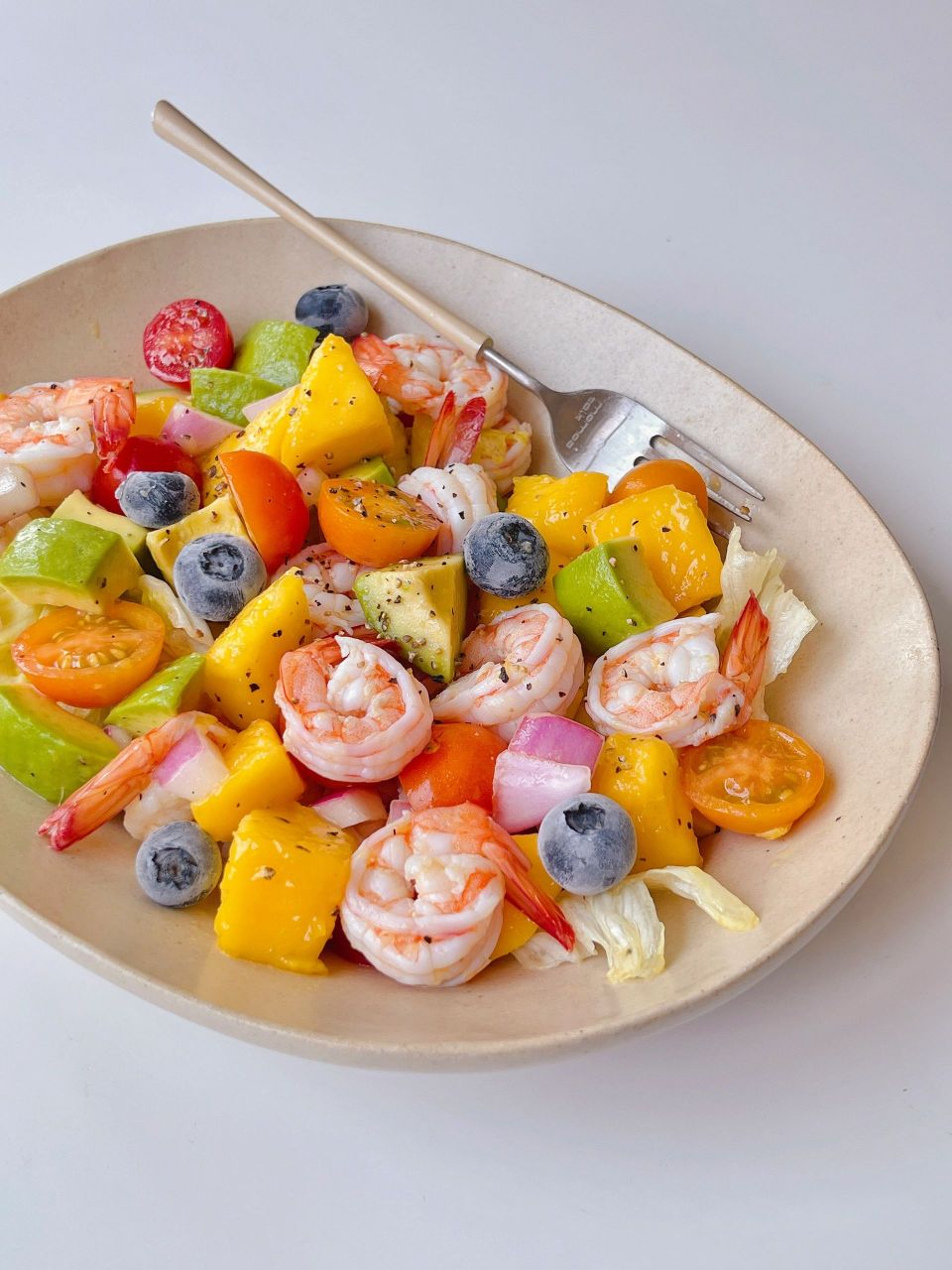 一口入夏的低卡减脂餐01 简单的食材,10分钟搞定 酱汁超开胃,水果配