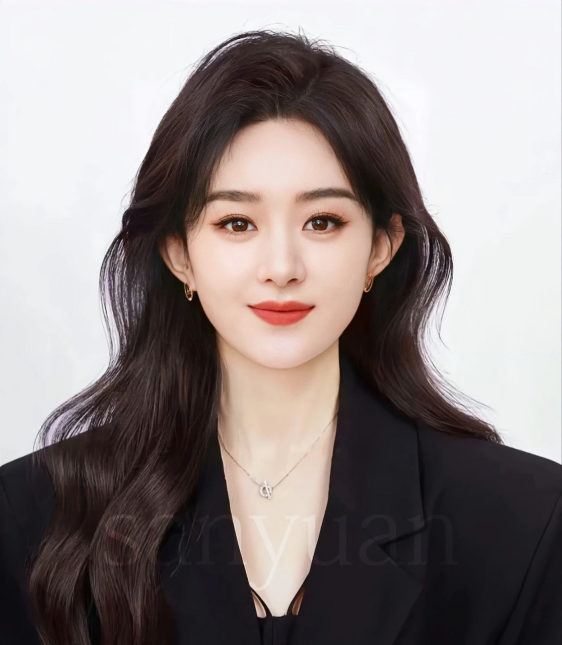 #娱乐# 女明星证件照合集,标准的三庭五眼,都好美啊#明星# #美式证件