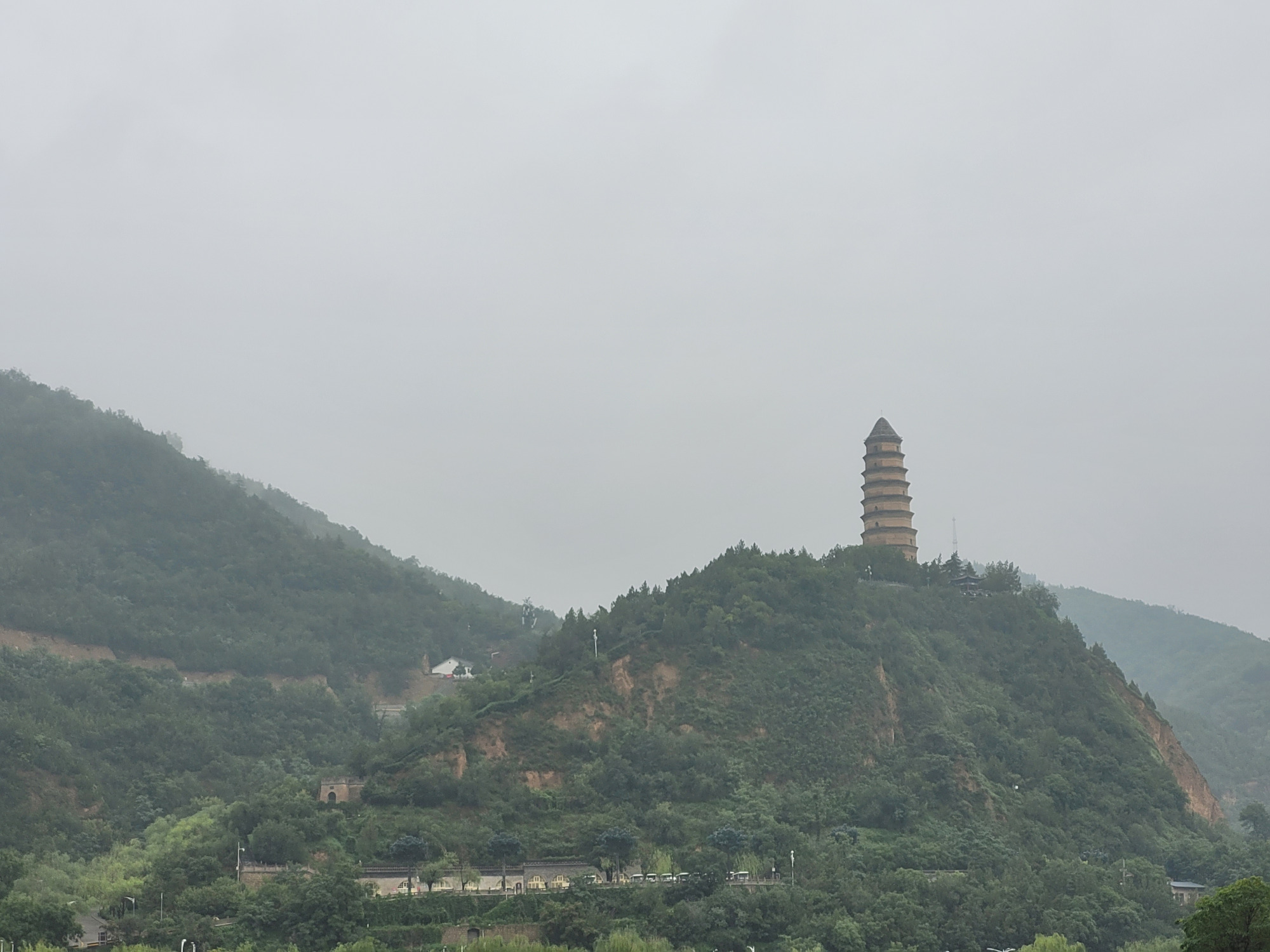 延安杨家岭风景图片图片