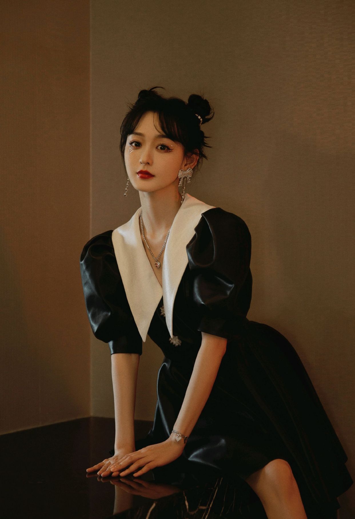 明星写真美图|何泓姗