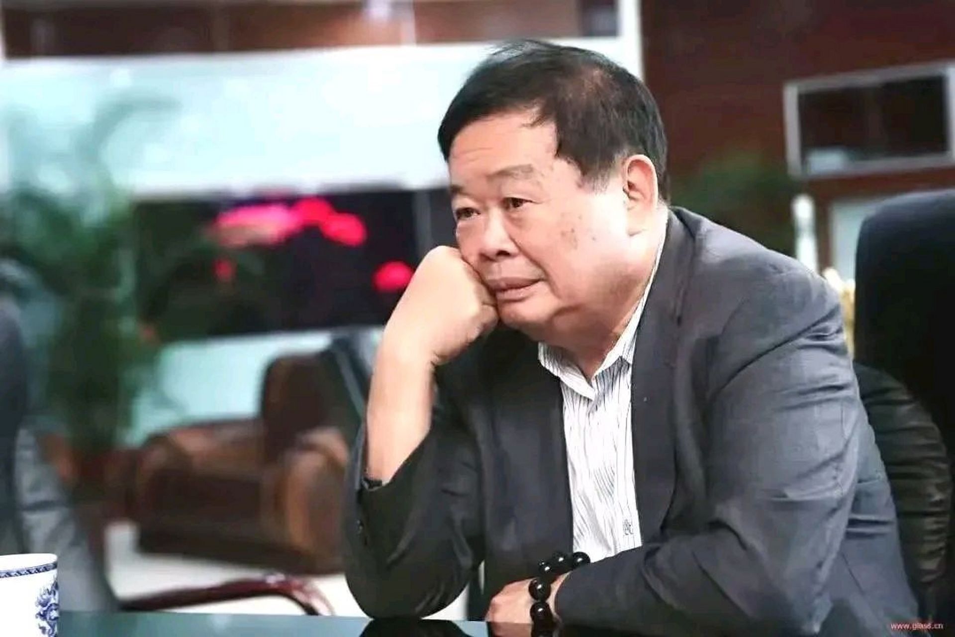 曹德旺胞弟曹义明负债入狱, 曹德旺没有施以援手.