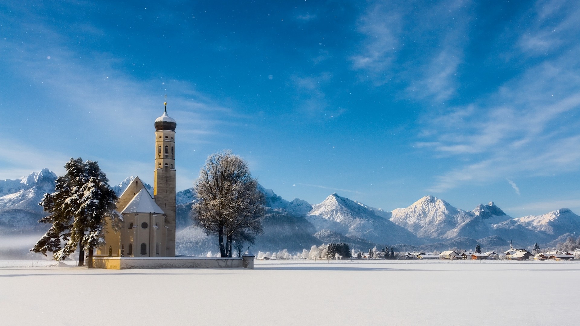 阿尔卑斯山下的孤独教堂 美丽的冬天风景壁纸
