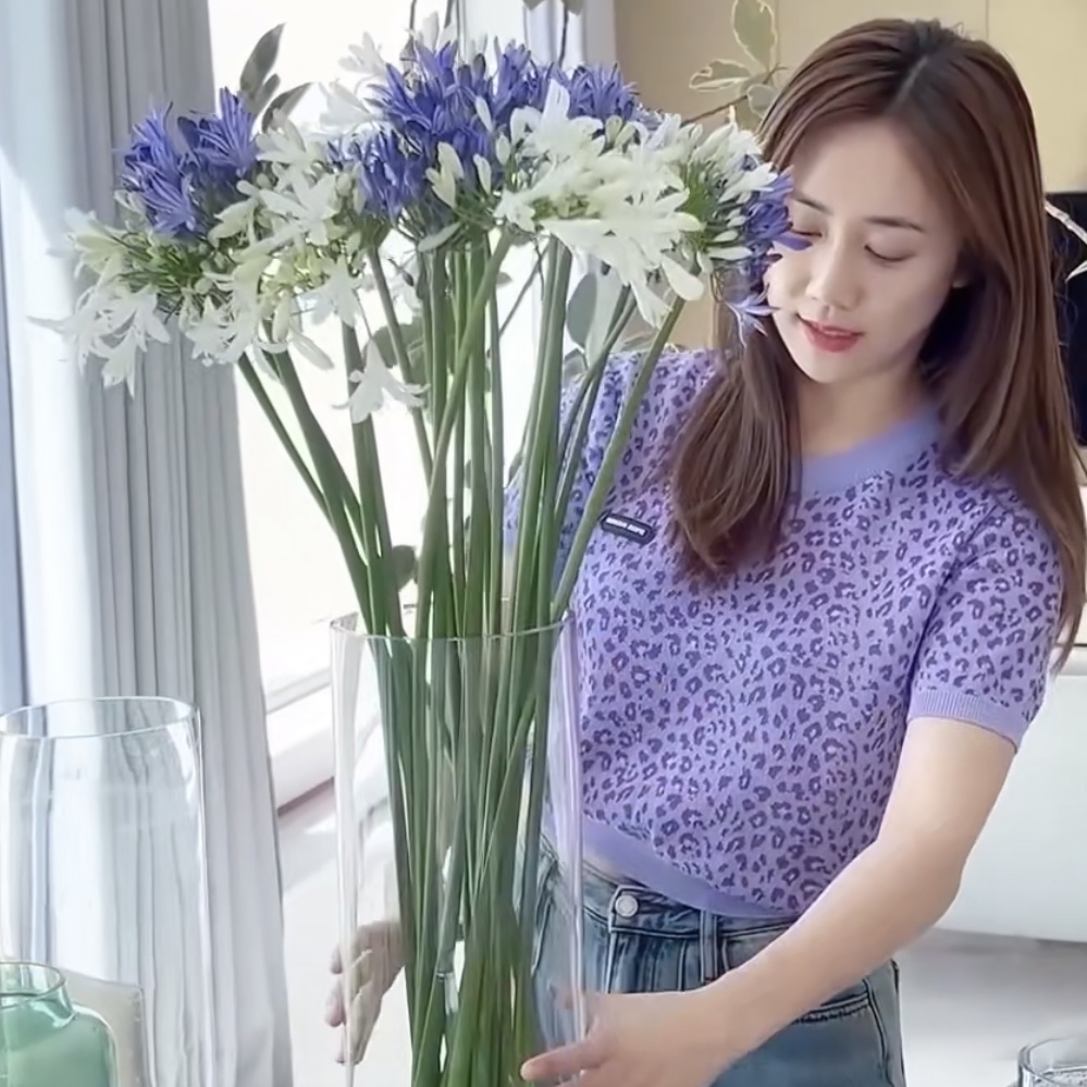 39岁刘芸在北京的千万豪宅曝光,全屋花香四溢,网友:花美人更美