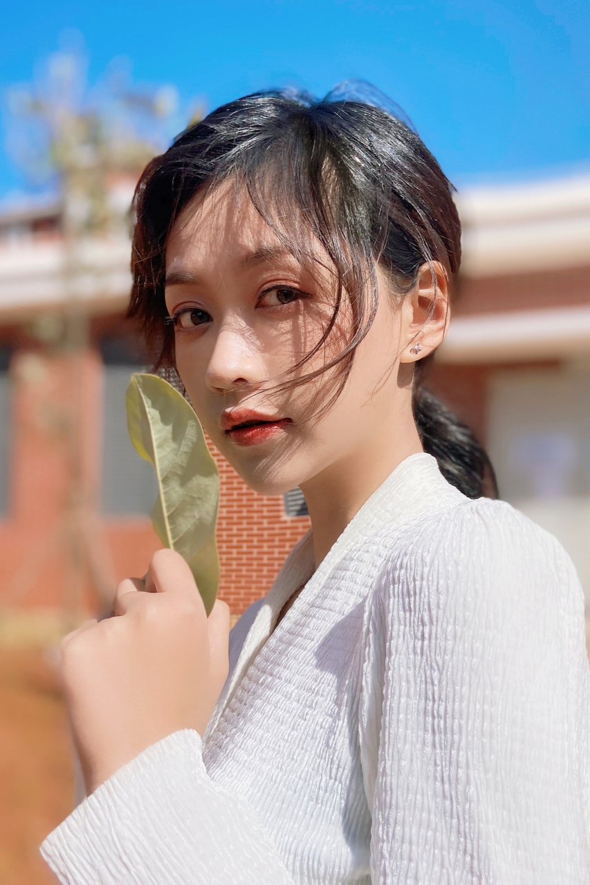 清丽气质美女～张璐瑶