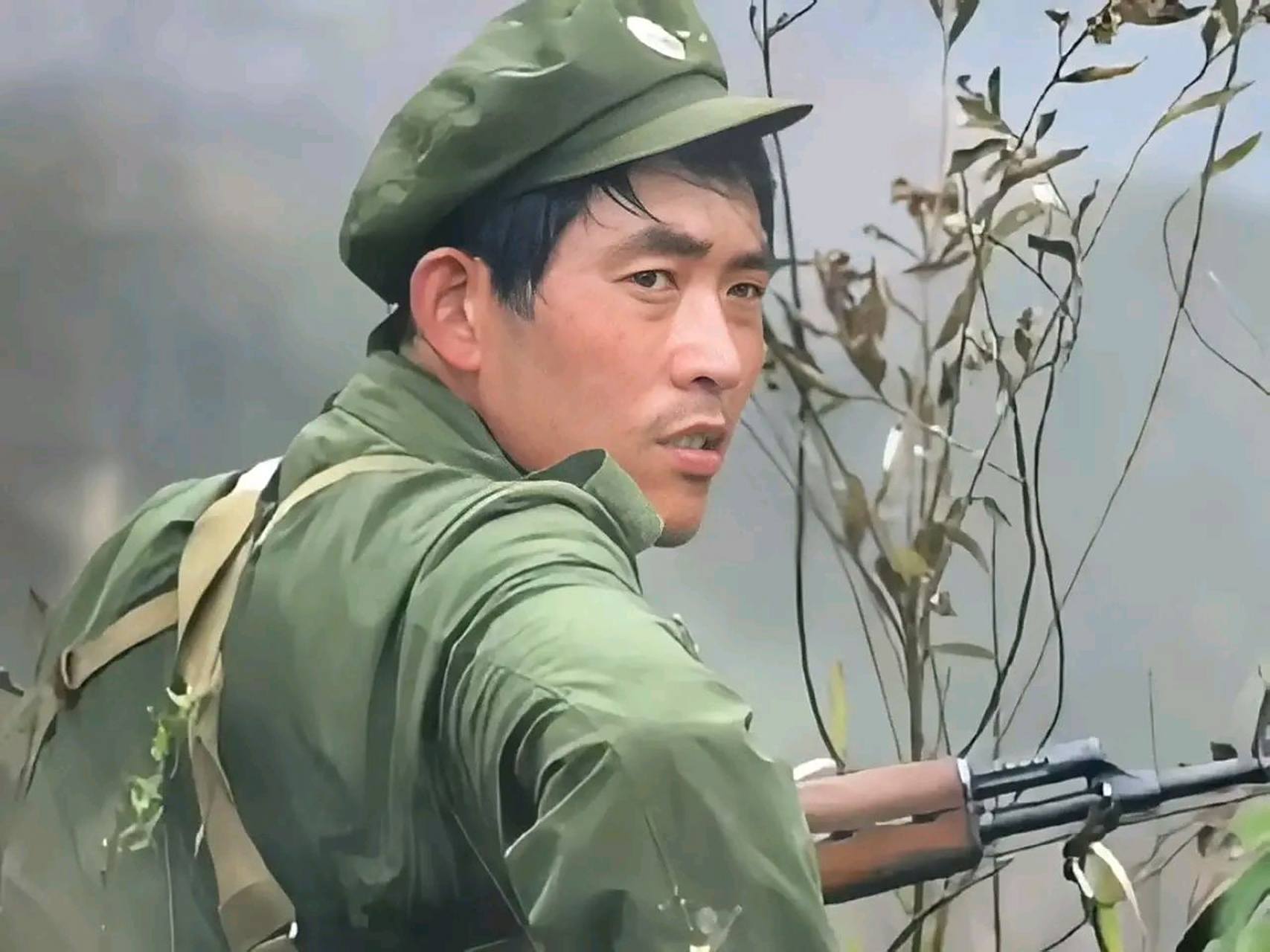 解放军第64军第15侦察大队第4侦察连连长,1988年3月,他带领的侦察连在