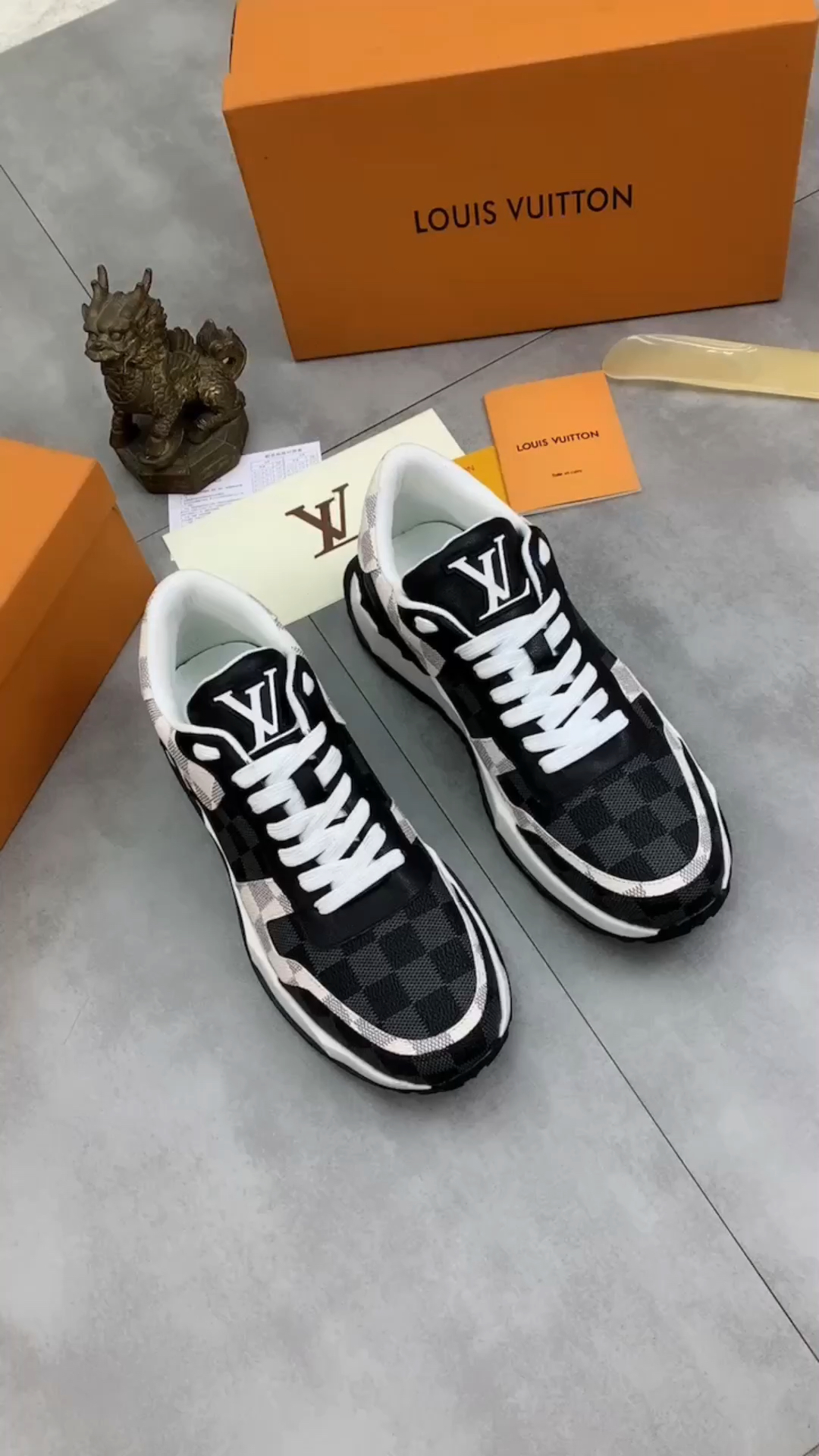 路易威登春夏老爹鞋舒适透气,精致优雅的气质