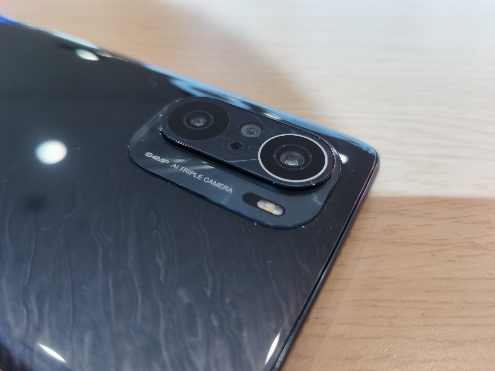 网友:红米k40小米10s真我x7pro,g7哪个好 要求系统不卡,续航久点,像素