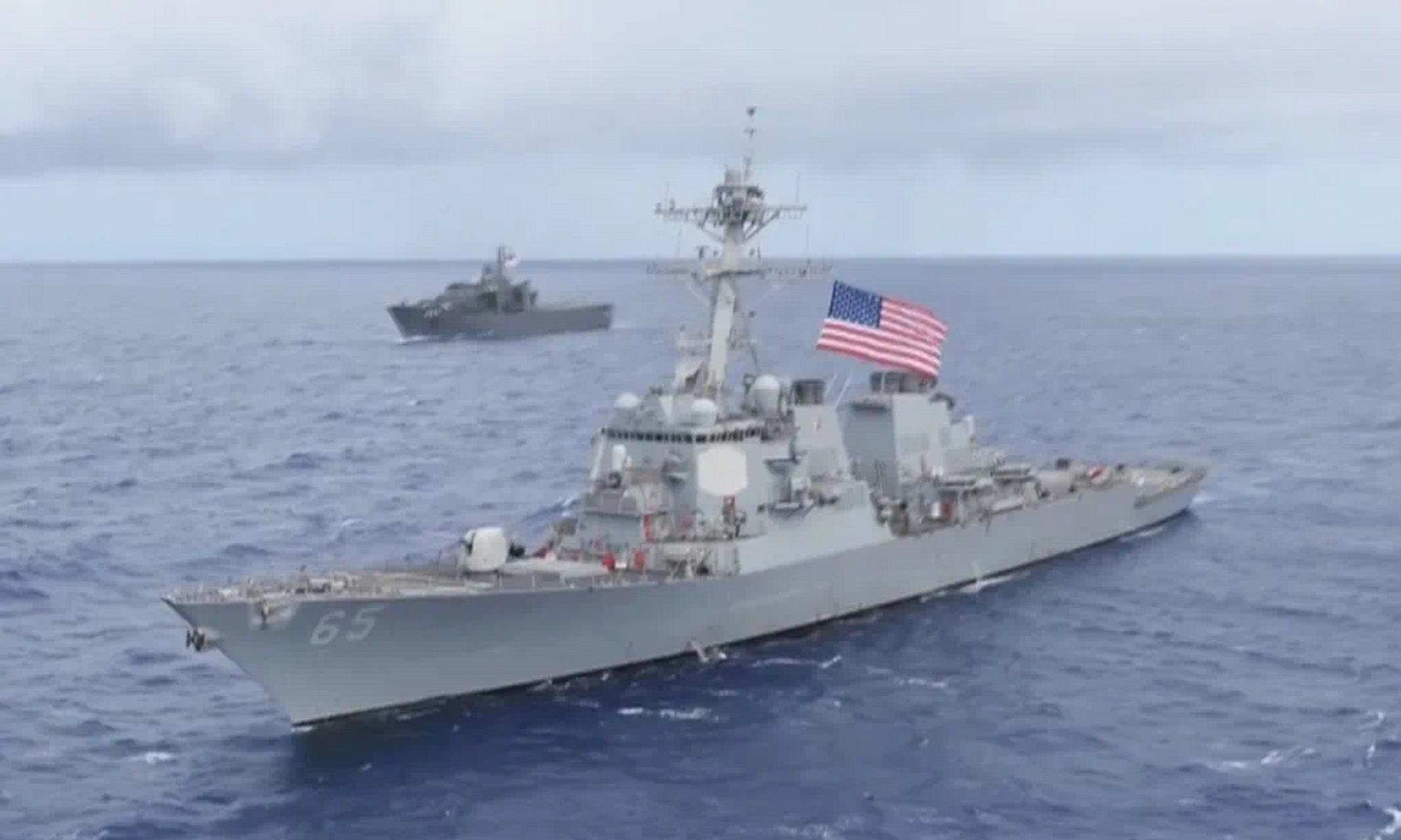 加拿大不断炒作我国军舰横切美加联合舰队事件,反而成就我国名声!