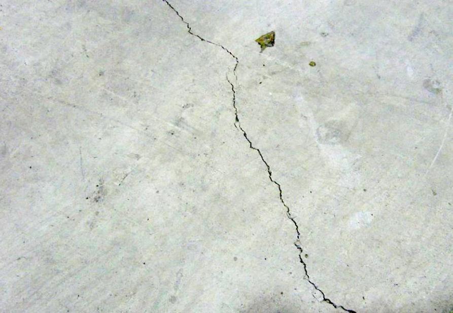 混凝土地面出现裂缝,如何修补?为什么混凝土地面会出现裂缝?