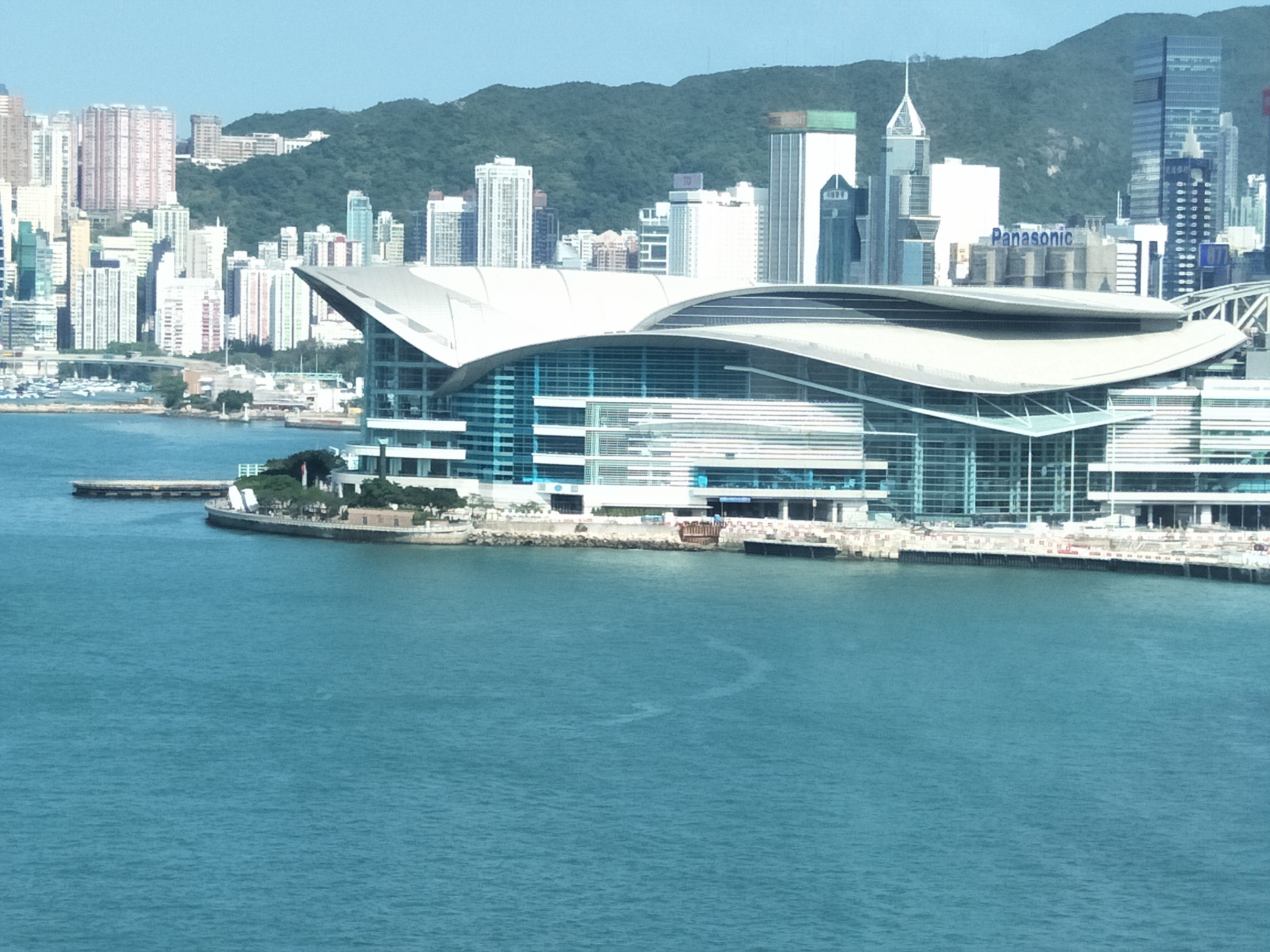 靓丽的中环码头