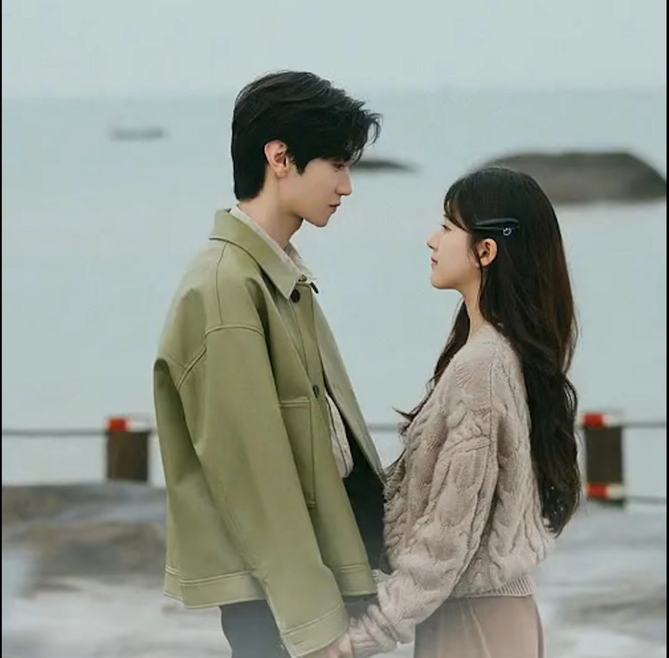 你希望自己的感情像《偷偷藏不住》里面那样,暗恋哥