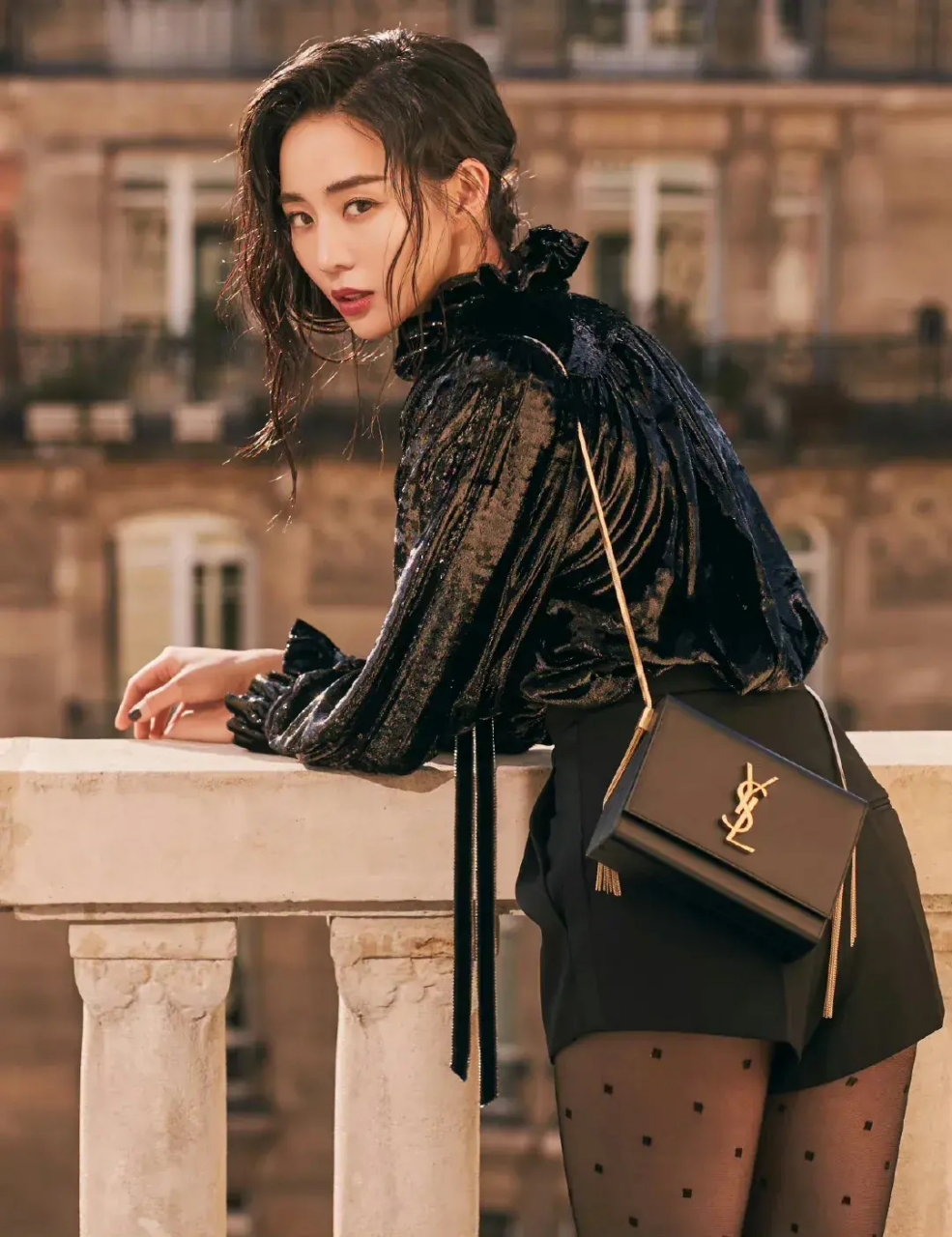 很少看到张钧甯如此性感的美照,姐姐泰裤辣[亲吻]
