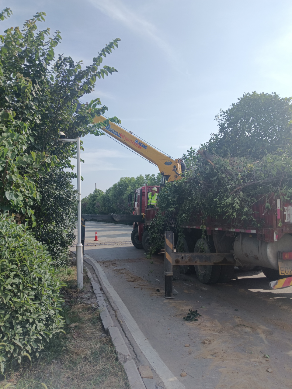 现在的总包方太厉害了,白干了4天,也不给结算,合同也不给签订,单价也