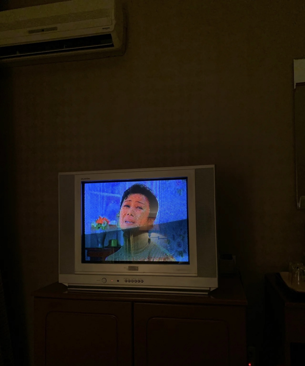 朝鲜的酒店宾馆有点像国内70年代的招待所,我们所入住的是西山宾馆