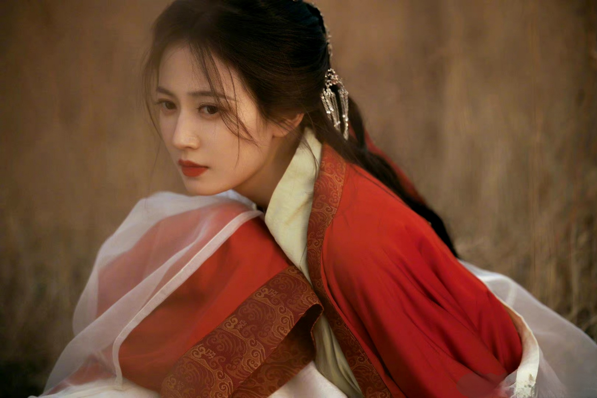 如果朱颜换成陈钰琪饰演,你觉得效果会怎么样,还会如任敏一样被嘲"