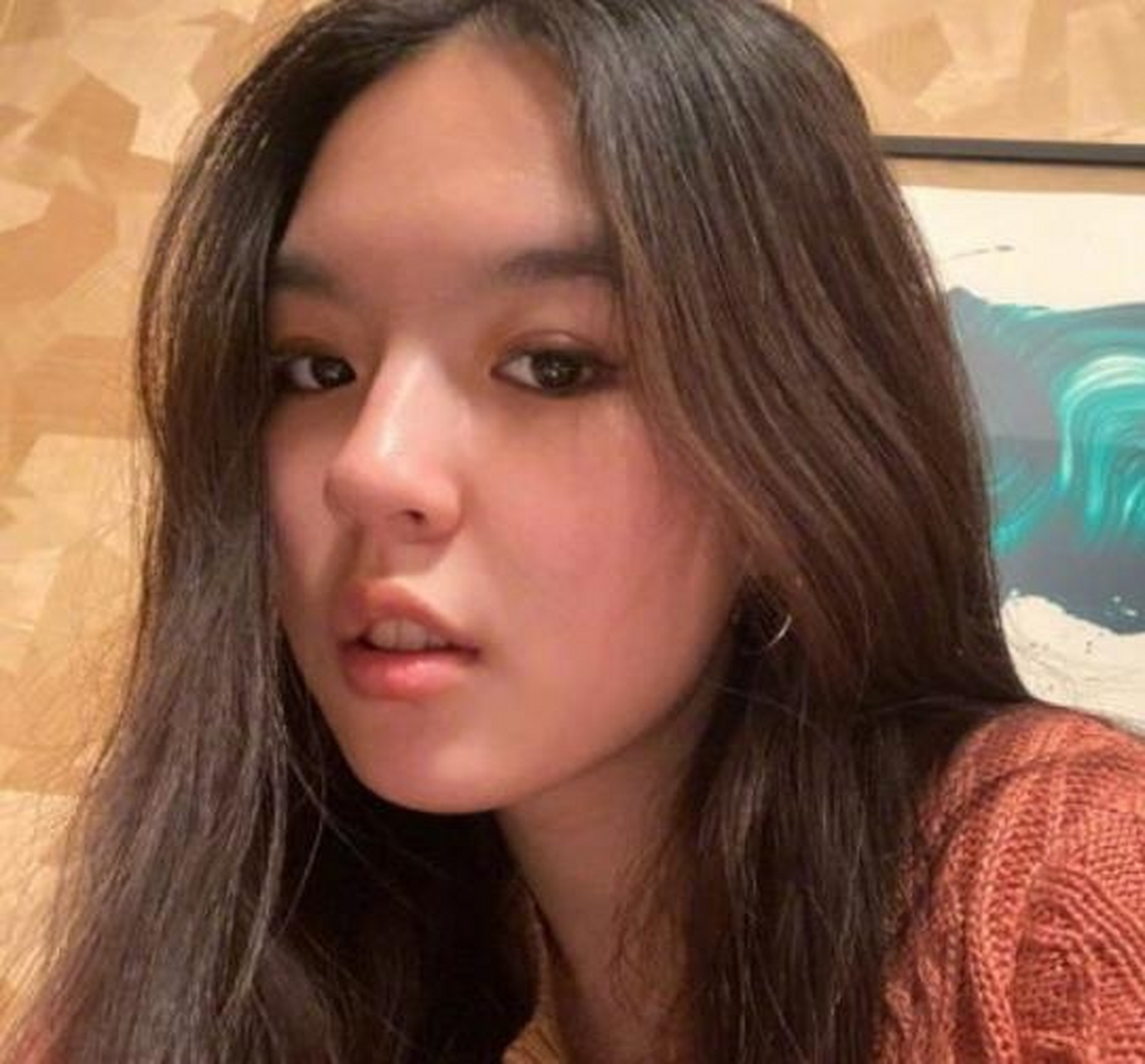 法图麦·李有颜值,有身材,有家庭背景.