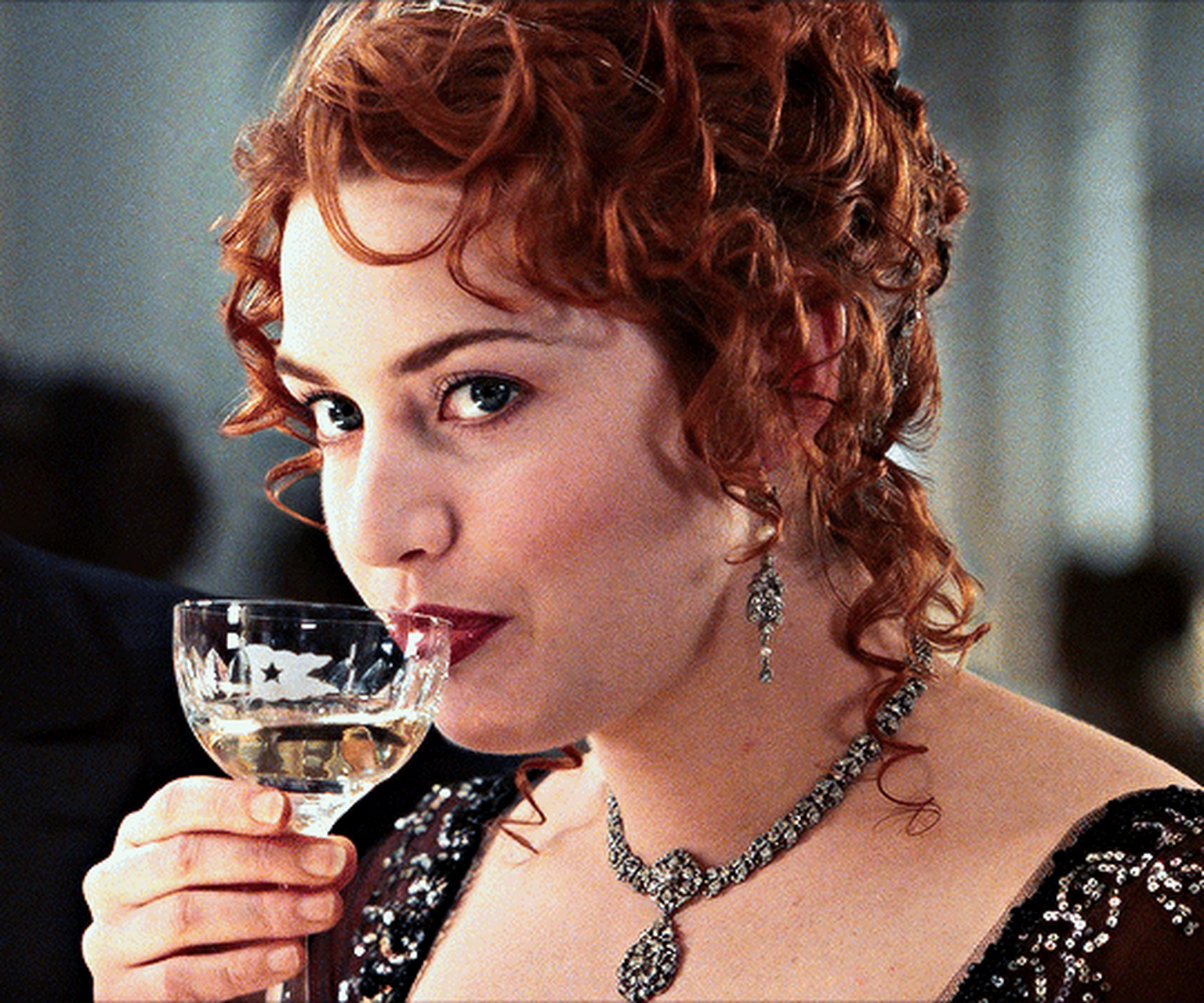 《泰坦尼克号》里的凯特·温丝莱特 676767  我当时觉得rose好