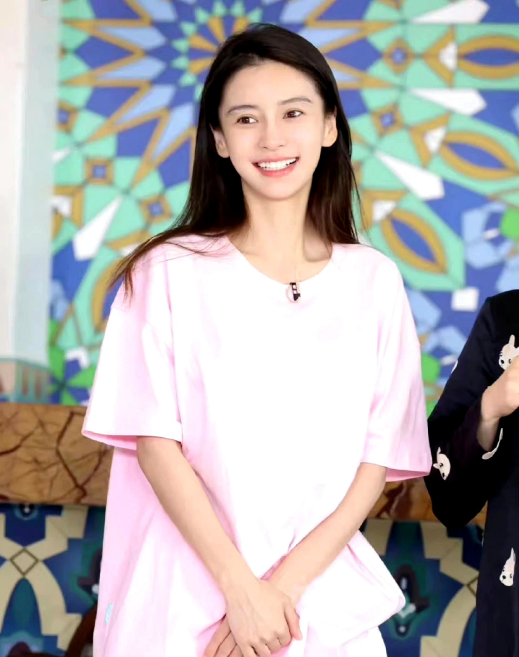 杨颖素颜,皮肤也好好