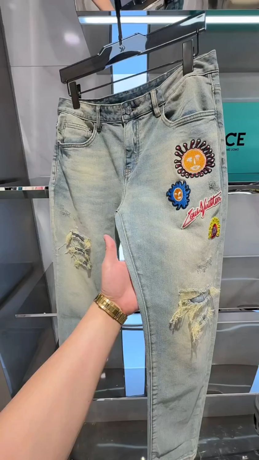 lv太阳花牛仔裤别有一番风味