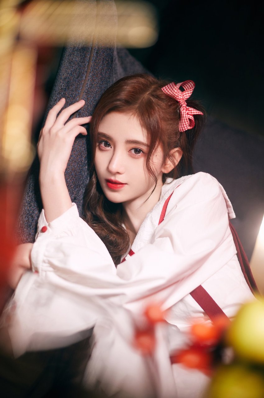 鞠婧祎高清壁纸头像无水印(十五)[鲜花]