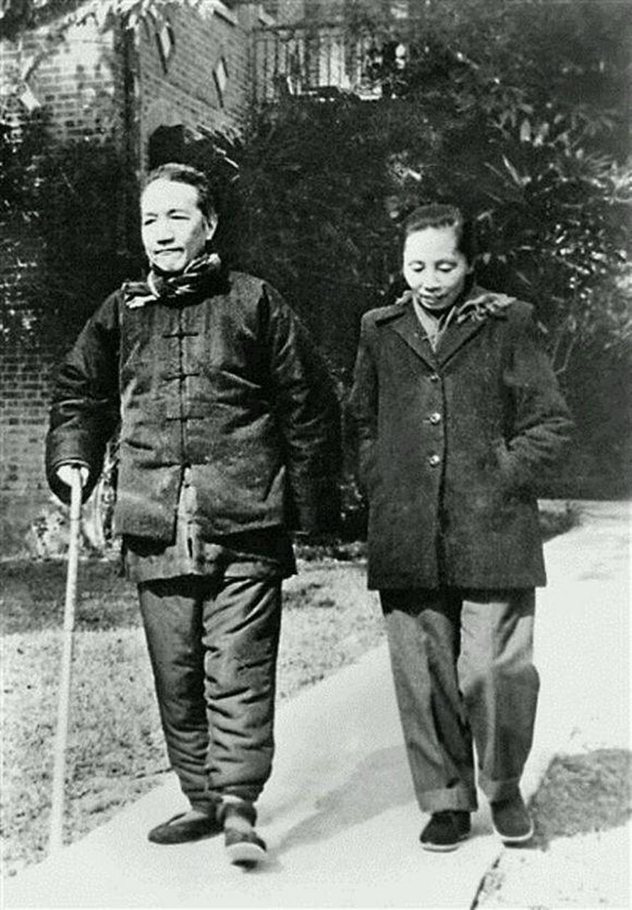 60年代,晚年的陈寅恪,一张罕见的留影,他的一生对中国古代历史,以及