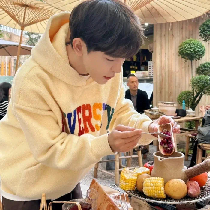 男生头像|坦然接受