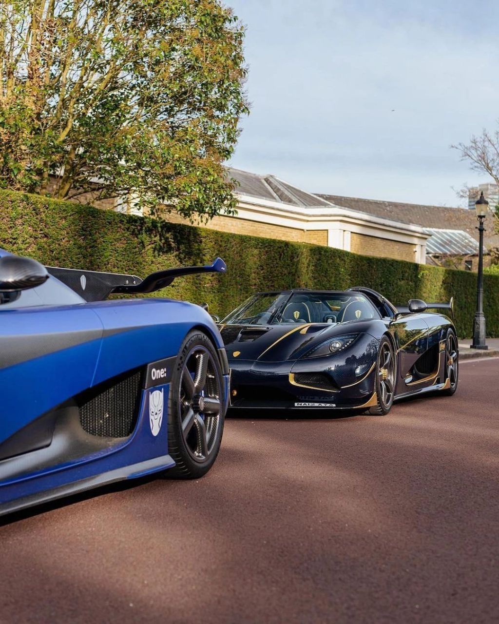 柯尼塞格one:1,agera rs,那么作为纯手工打造的车型,定位也是很高的