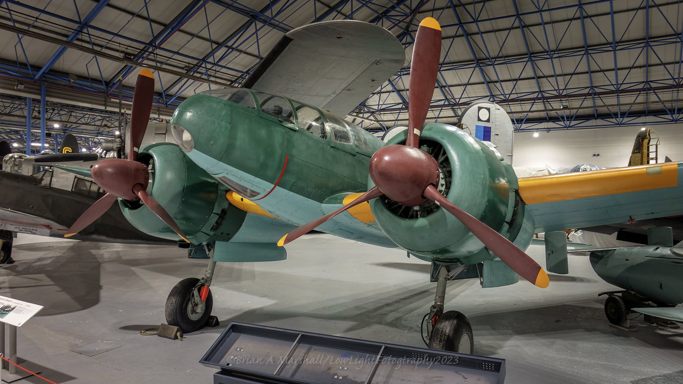 伦敦皇家空军博物馆里收藏的二战日本飞机 图一: 三菱ki-46-iii双发