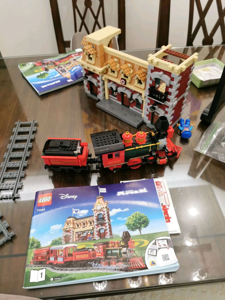 有人说成年人拼乐高跟钓鱼一样会上瘾,我以前还不相信,总以为拼乐高是