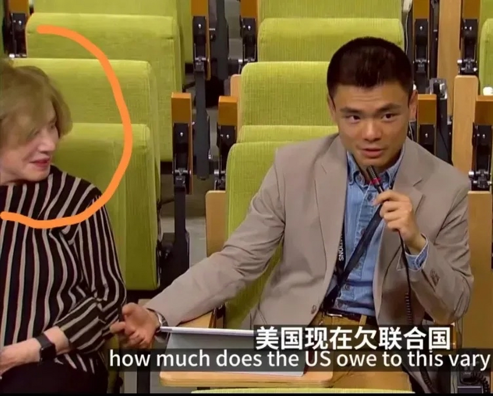 在徐德智的深渊凝视下,发言人差点儿又哭了!