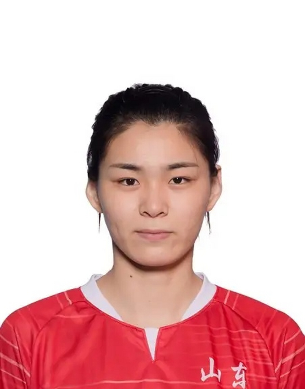 【储备队长】 孙杰成为山东女排新赛季队长,然而由于外援克莱格尔的到