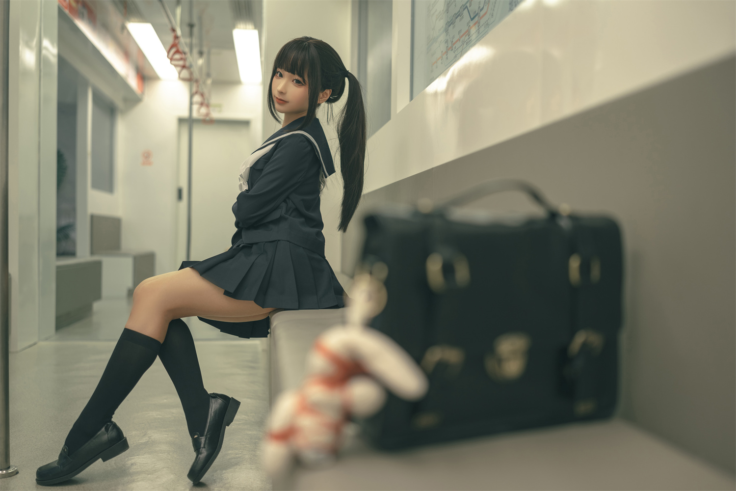 蠢沫沫任务绅士版,杀手也坐地铁 蠢沫沫任务绅士版,杀手也坐地铁