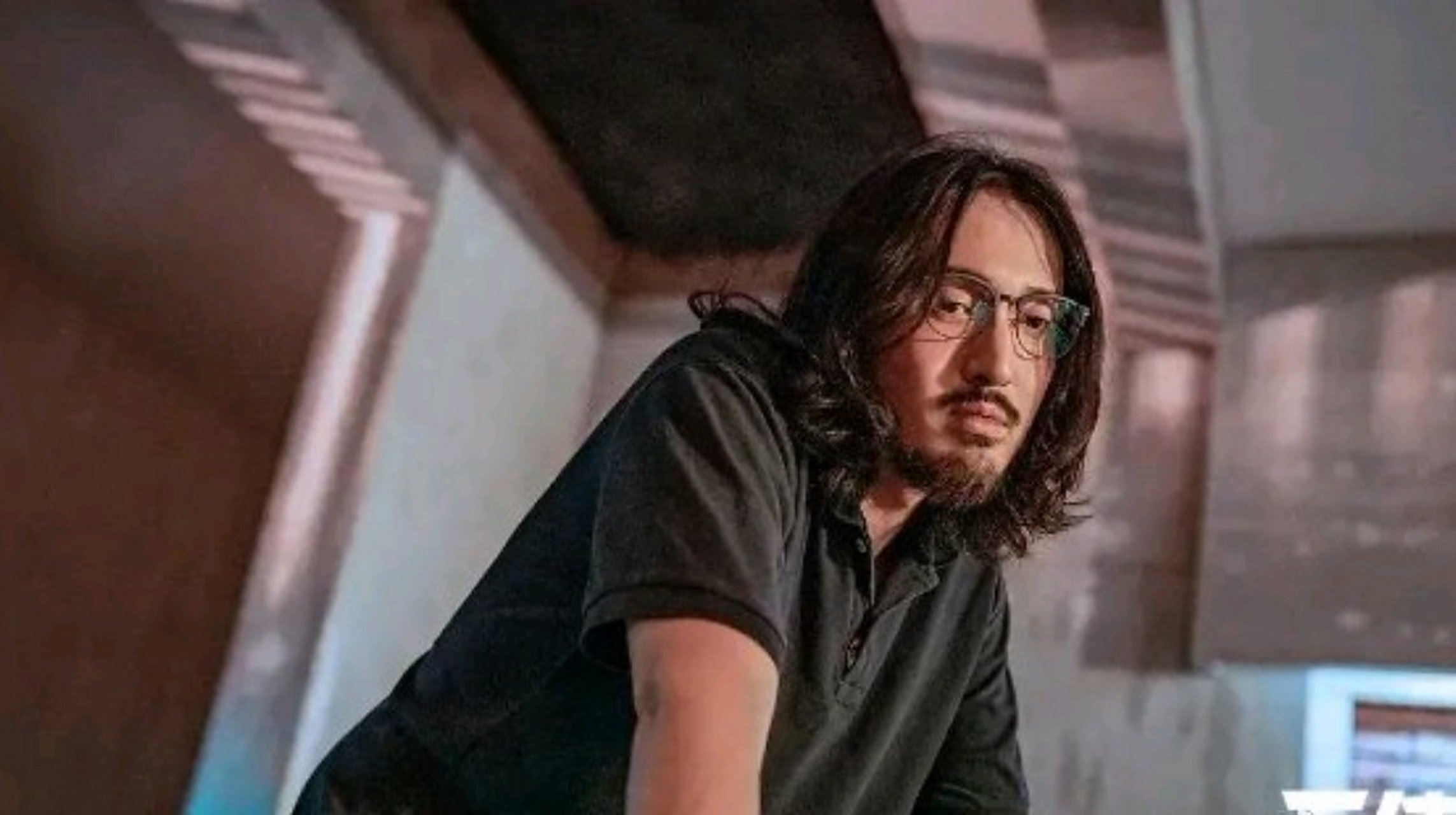 很好奇《三体》丁仪博士比汪淼强多了,为什么智子不去干扰丁仪,而去