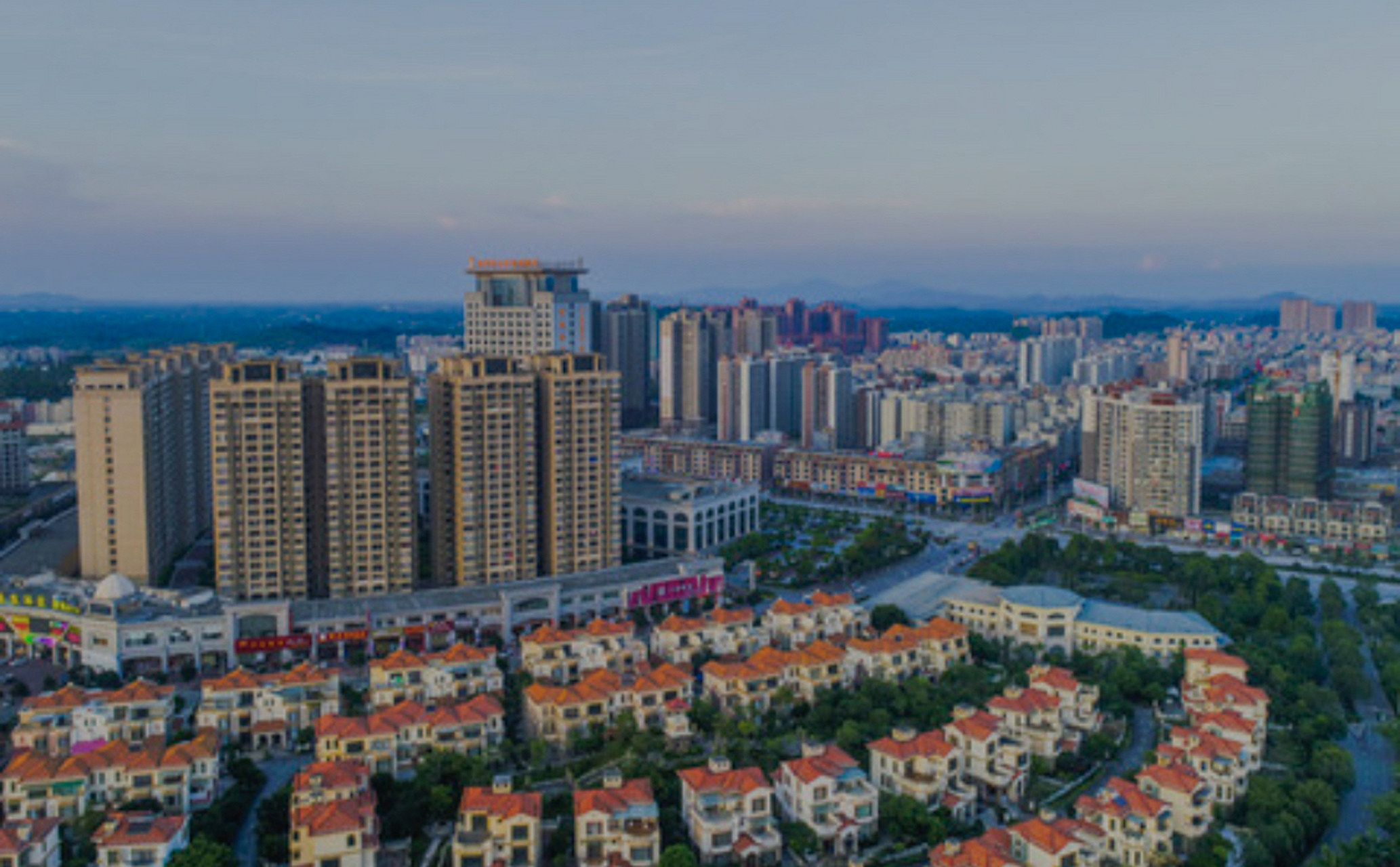 目前,地市县级城市几乎没有开发商愿意投资了.