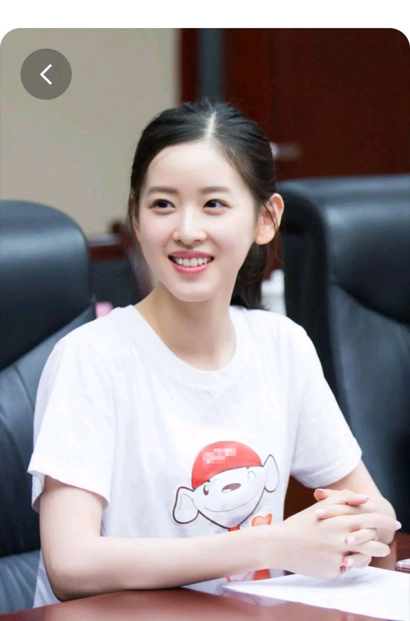 章泽天,凭跳健美操,进清华大学 王延轶,凭拉大提琴,进北京大学 董思槿