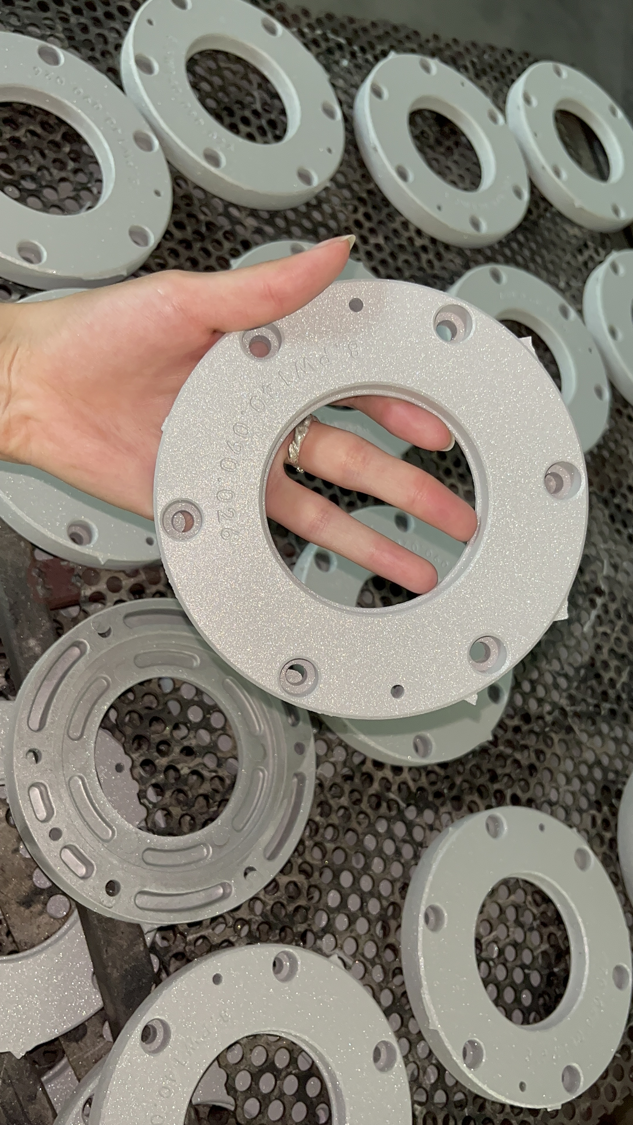 表面处理:喷塑工艺