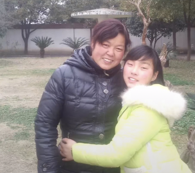 羡慕了!23岁知名网红王志猩为父母买卡宴,曾拍段子月入70万