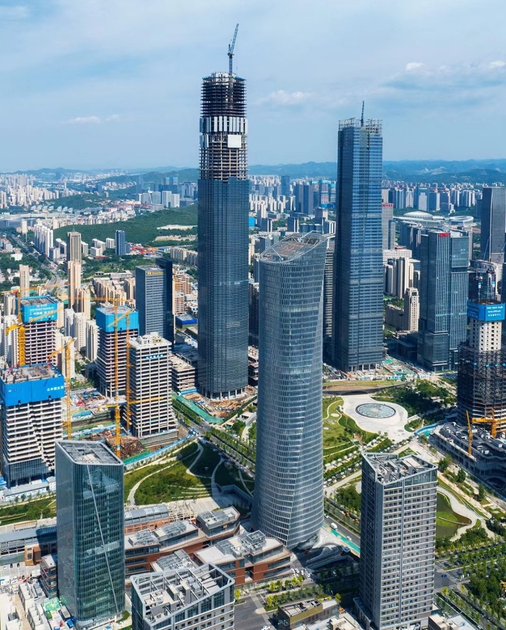 无人机航拍济南cbd(中央商务区),真的很震撼  济南cbd位于济南市东部