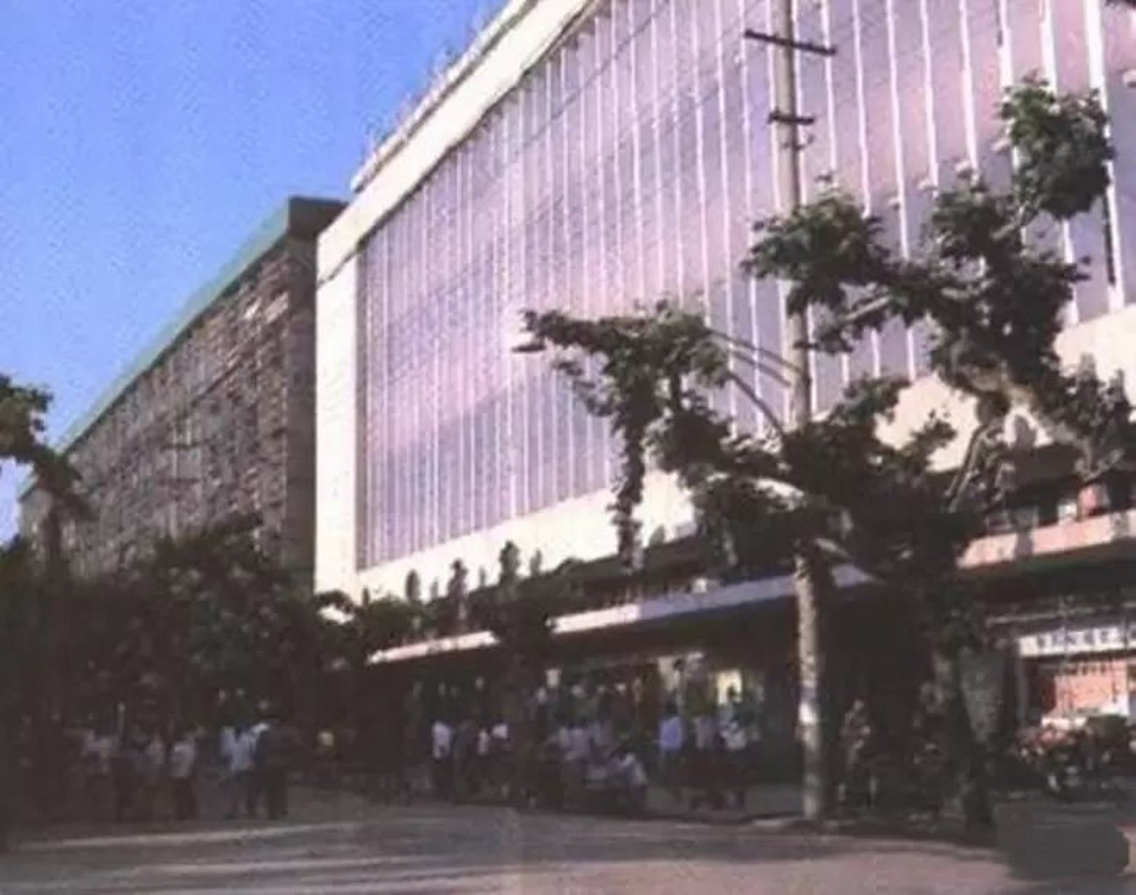 80年代的金华第一百货商店.这里留有很多金华人的购物记忆.