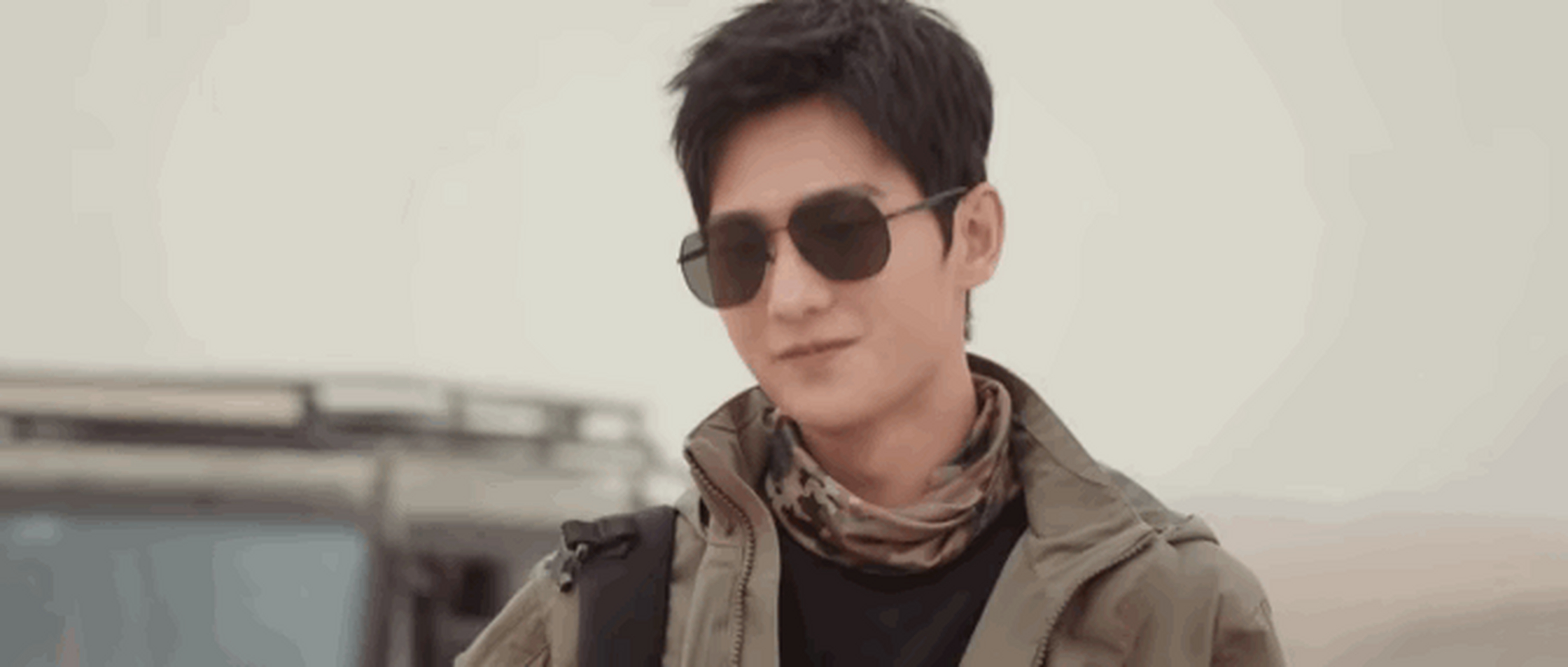 当初杨洋当时去《狂飙》试戏了,最后给到他的是安欣这个角色,反派高启