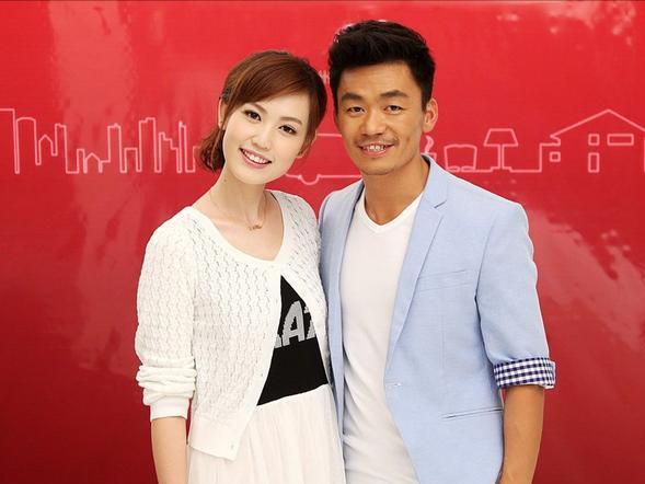 离婚七年后,王宝强和女友冯清被爆领证结婚,经纪人给予否认