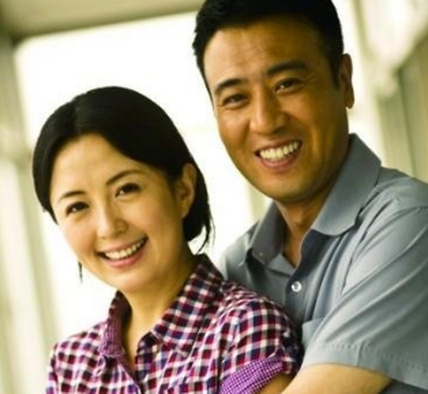 于和伟和妻子近照曝光,网友误以为是杨童舒,她们长得很像吗?