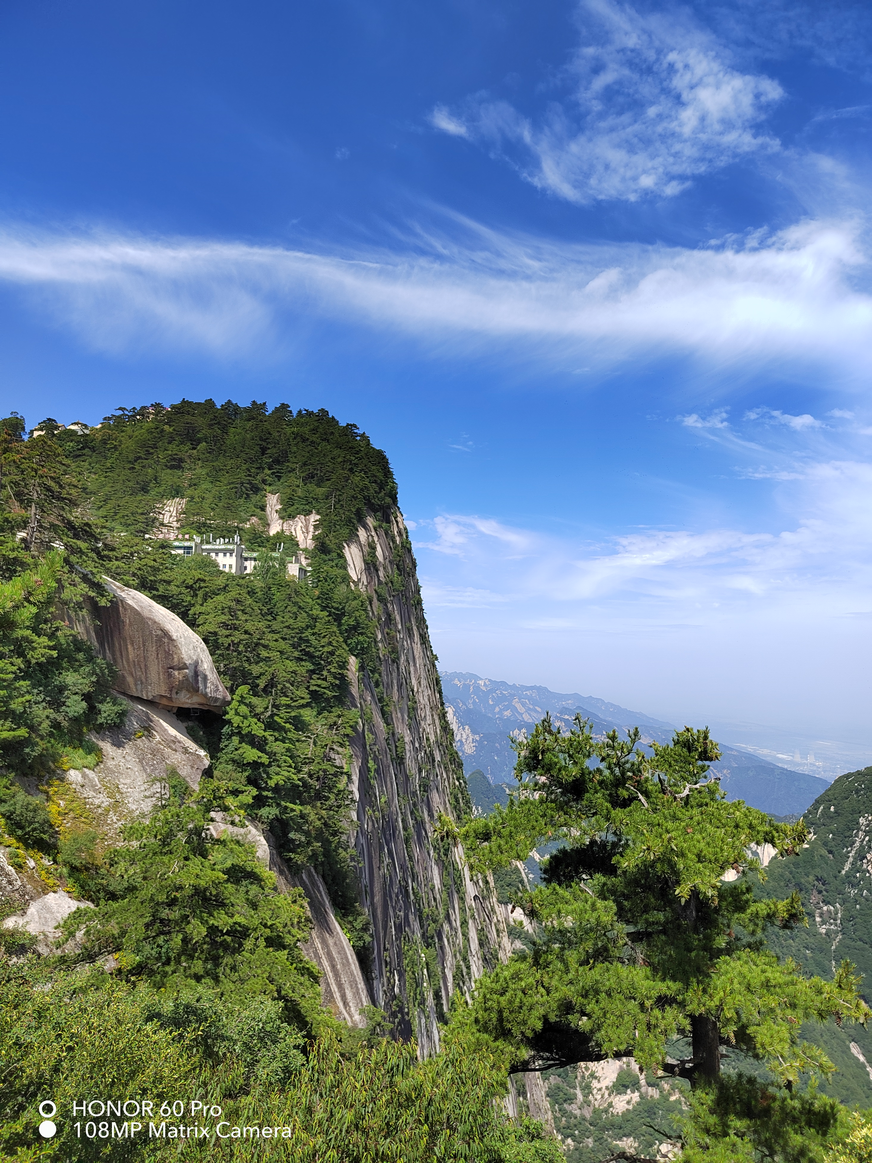 一览众山小的意境图片图片