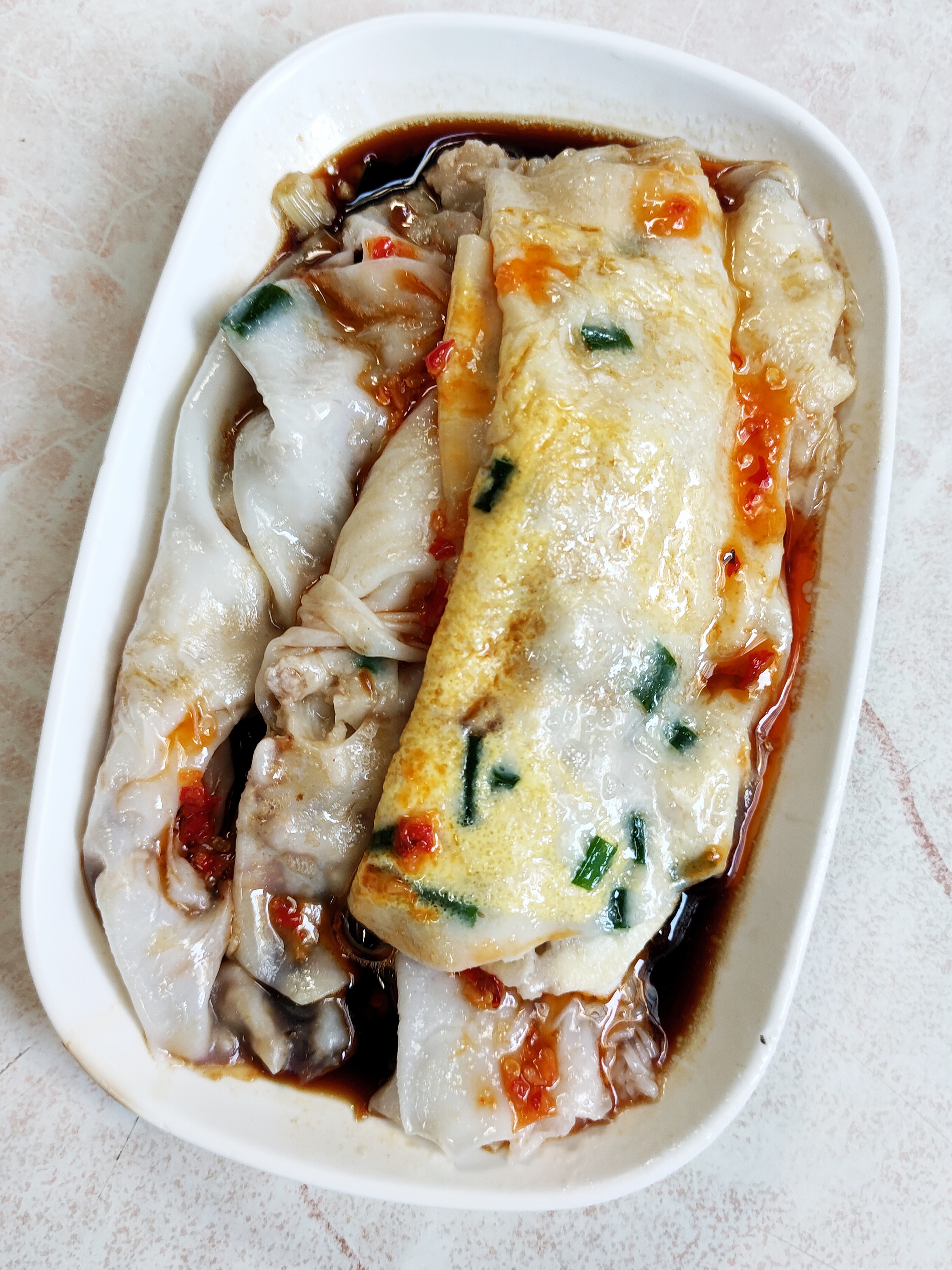 鸡蛋肉肠粉